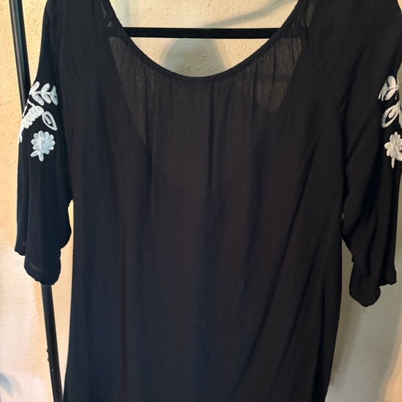 JohnPaulRichard Black Blouse with White Embroidery - Picture 3 of 3